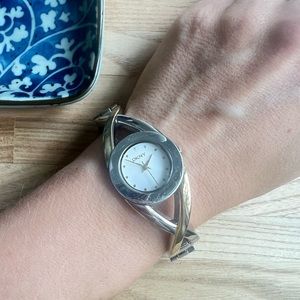 Dkny ladies two toned bracelet dress watch NEW BATTERY